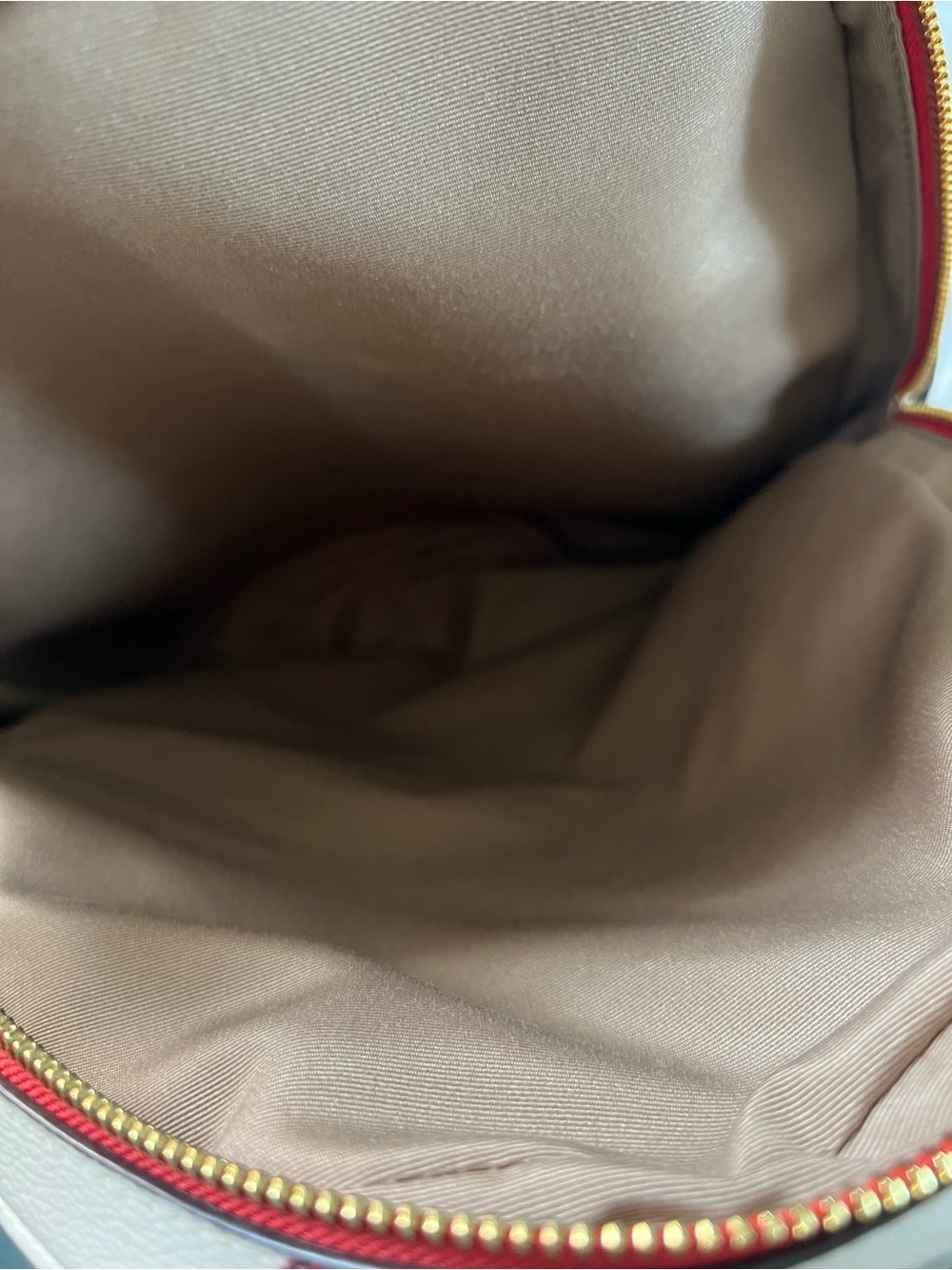 Coach Court Backpack With Heart Cherry Print - Picture 9 of 12